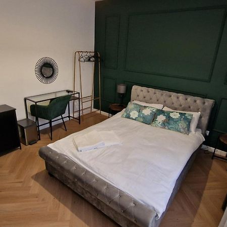 Brama Lwowska Apartamenty - Wiecej Na Www,Bramalwowska,Pl Zamość Eksteriør billede